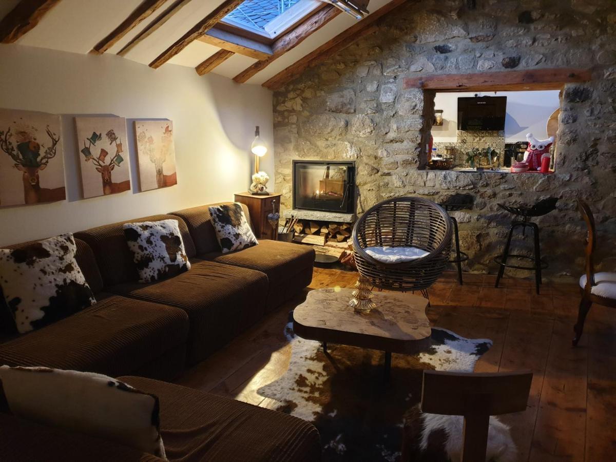 Hotel La Petite Chapelle Font-Romeu-Odeillo-Via Exterior foto