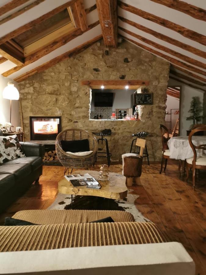 Hotel La Petite Chapelle Font-Romeu-Odeillo-Via Exterior foto